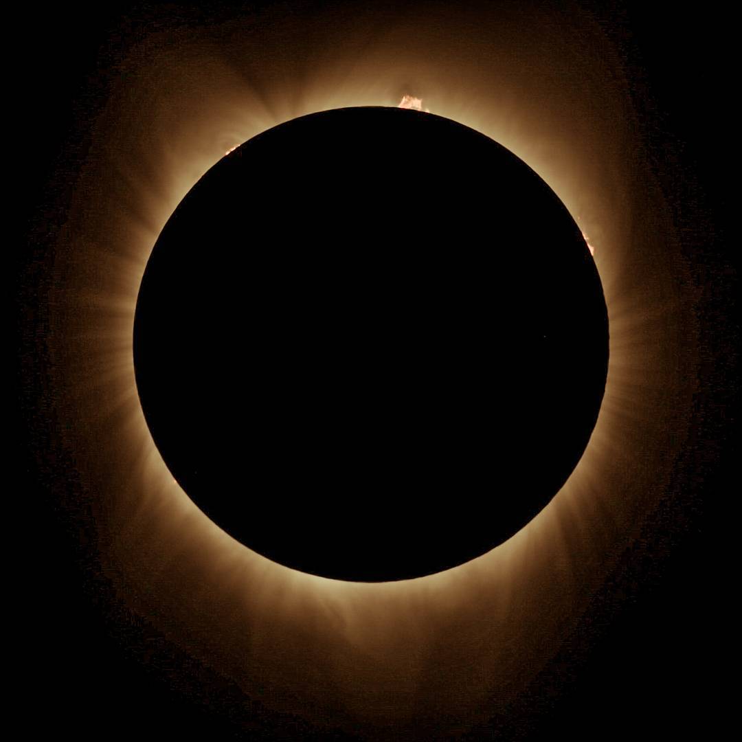 Solar Eclipse Canada 2024 Image to u