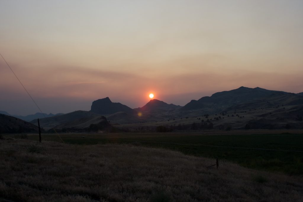 Campground Sunset Surrounding John Day Fossil Beds National Monument